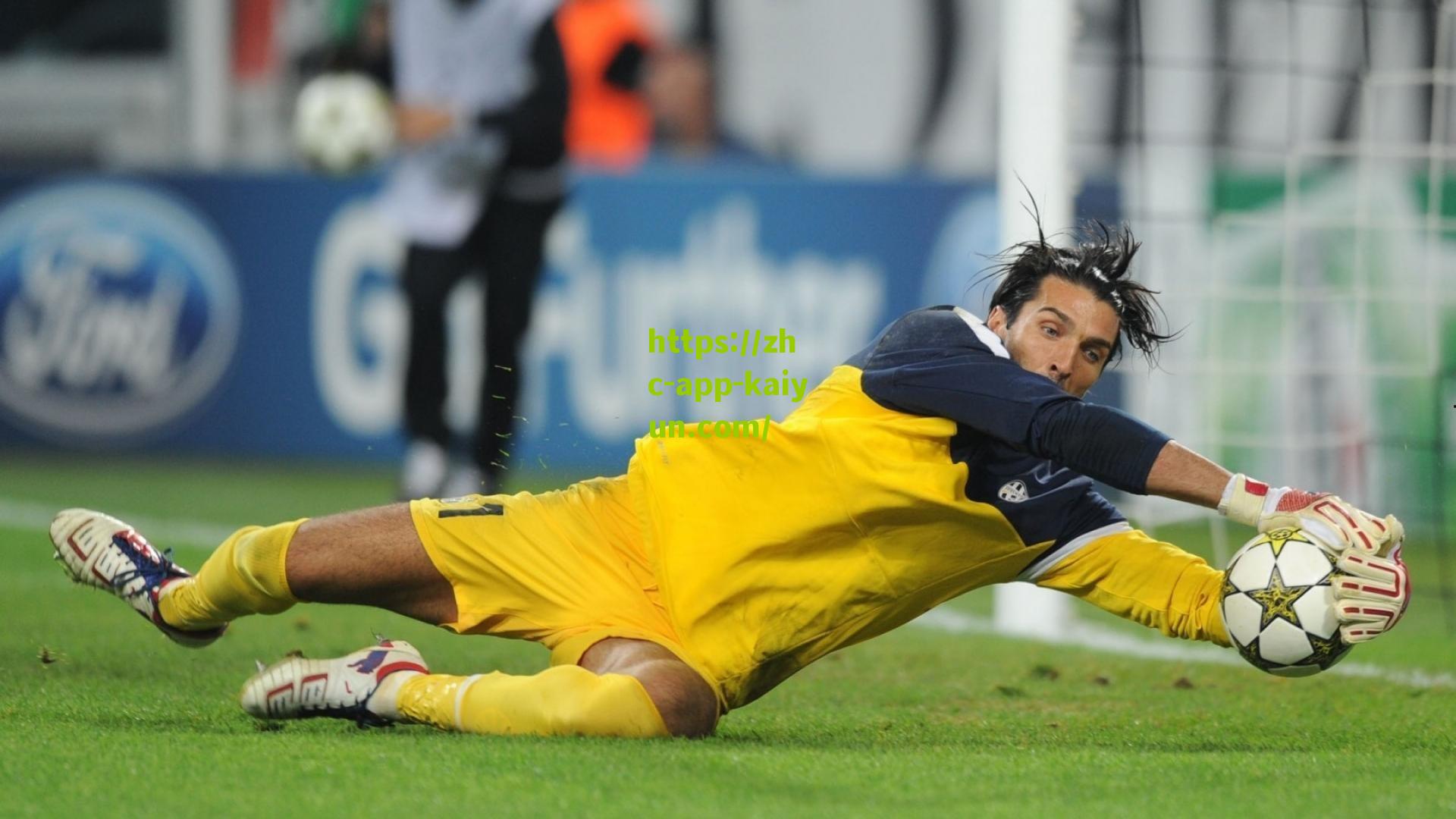 【开云官网】阿拉巴暖心寄语穆西亚拉，保持坚强！期待你以更强姿态回归绿茵