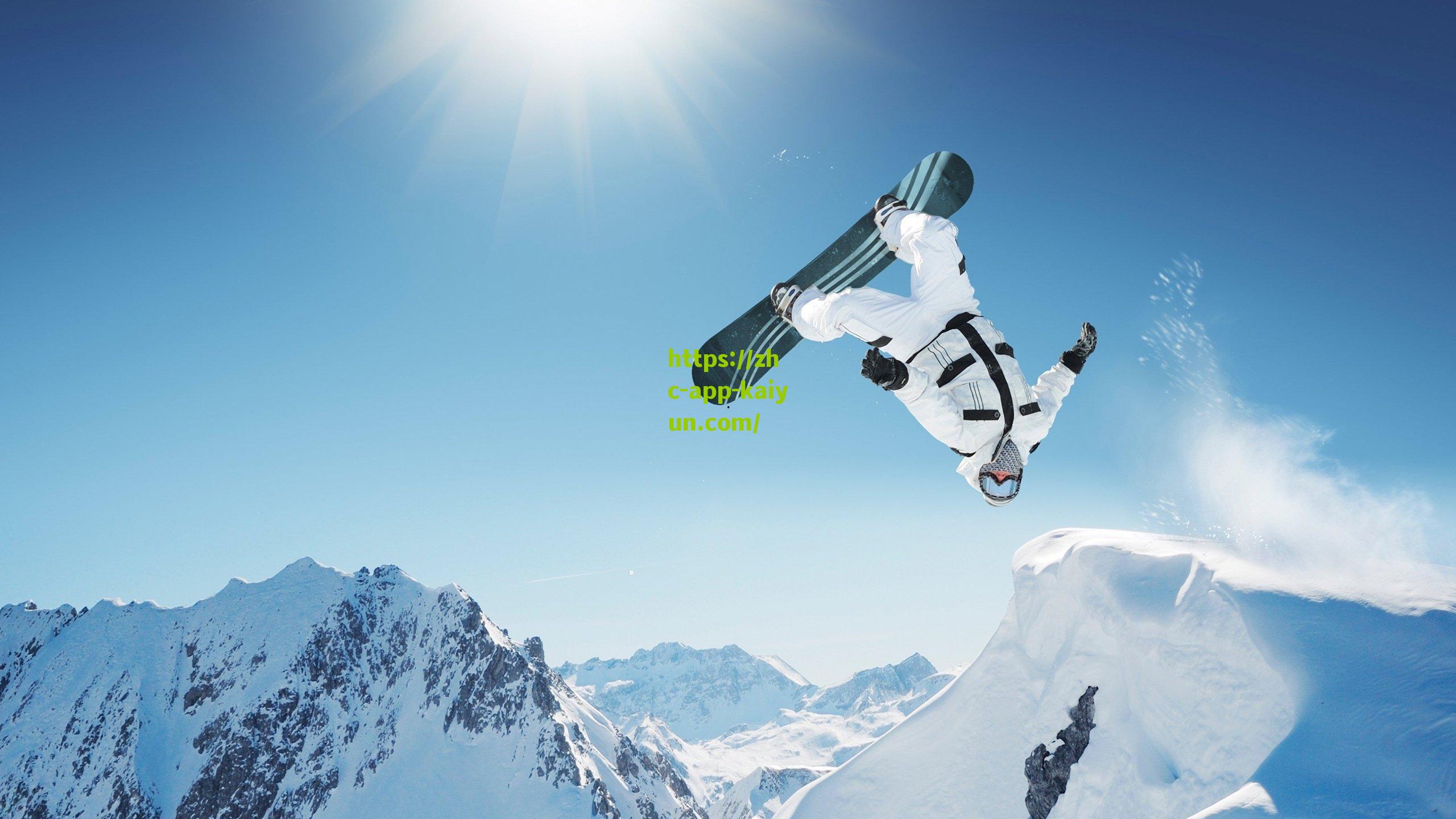 【开云体育下载】西汉姆官方宣布库杜斯转会热刺，铁锤帮送上祝福，新篇章开启