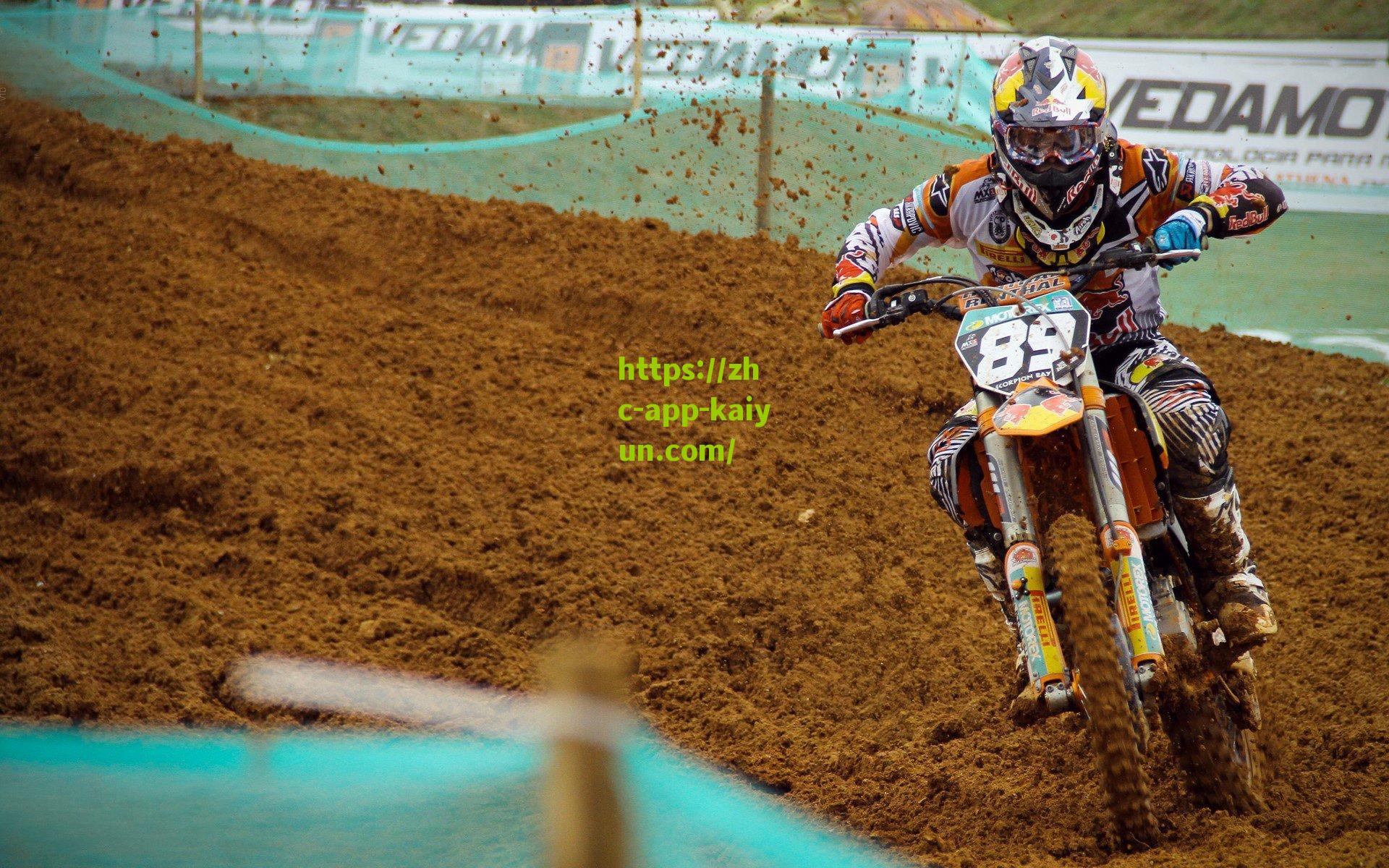 开云登录入口：三分球浪潮或将退去？火箭凭借双中锋阵容的成功引领联盟新潮流